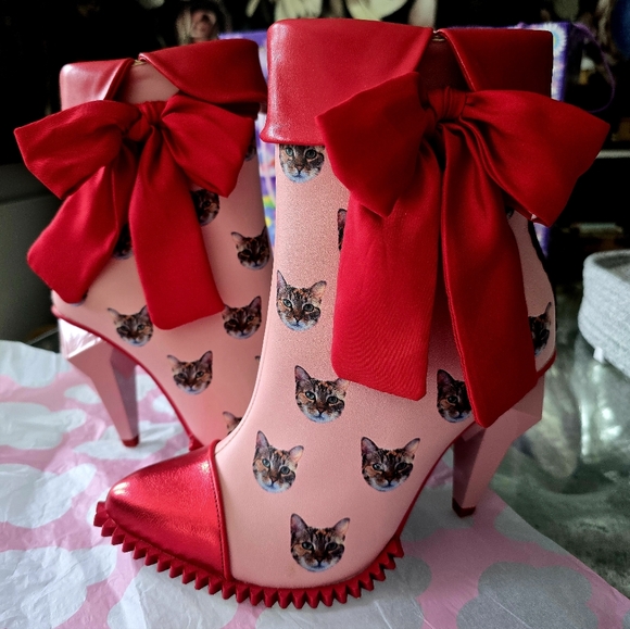 Irregular Choice SUPER RARE "Delicate Diamond" Boots Pink & Red EU39 - Picture 1 of 14